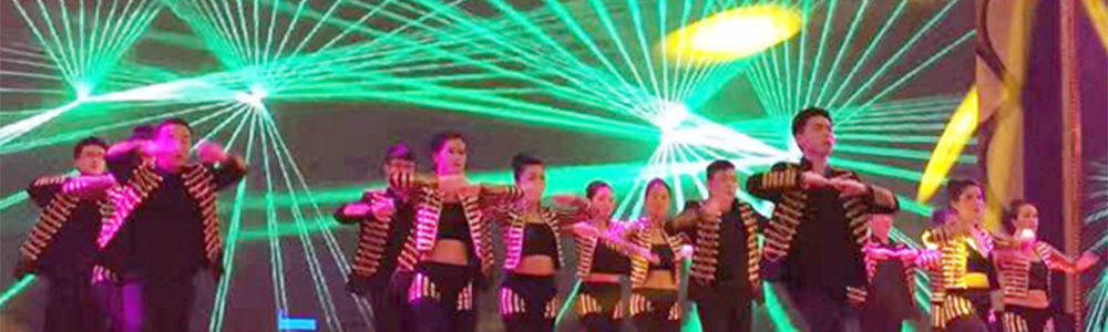 新活力 17創(chuàng)！雷諾表業(yè)2017新年年會(huì)活力全開！